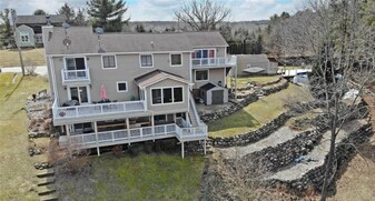 758 Eagle Hill Rd in Ortonville, MI - Building Photo