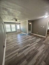 1635 Lee St in Mesquite, TX - Building Photo - Building Photo