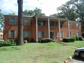 Wooddale Condominiums in Memphis, TN - Building Photo - Building Photo