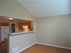 7676 Mourning Dove Ln in Hamilton, OH - Foto de edificio - Building Photo