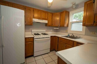 29 Pine St in East Providence, RI - Building Photo - Building Photo