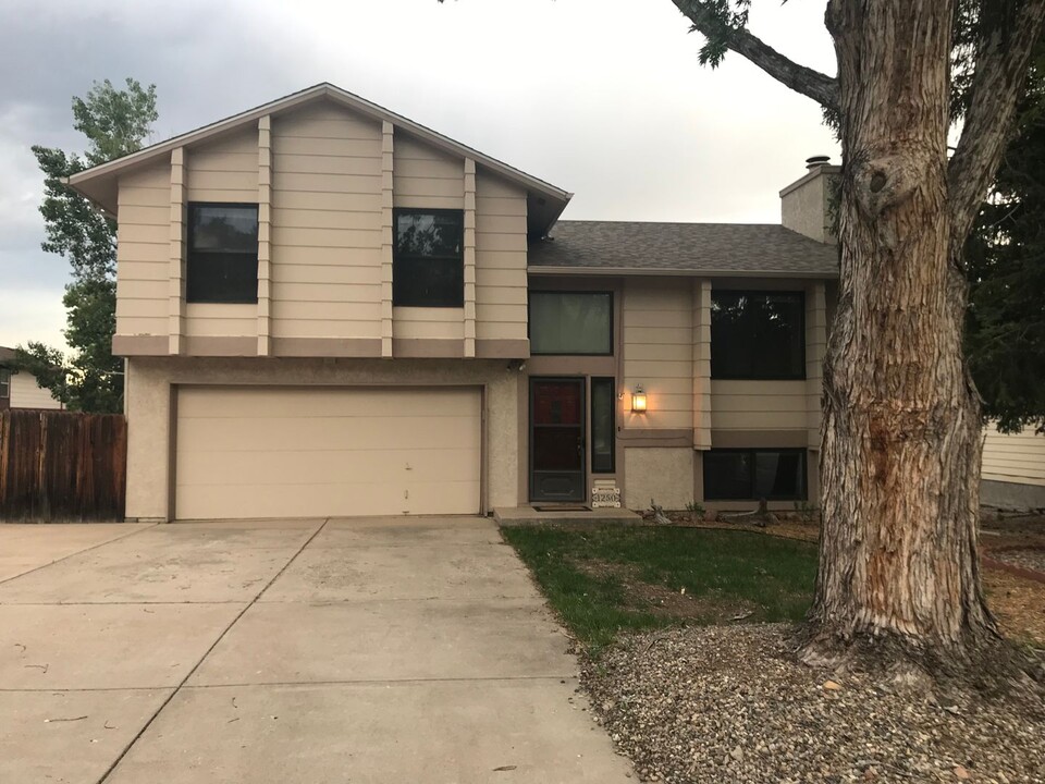 1250 Windmill Ave in Colorado Springs, CO - Foto de edificio