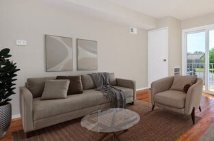 Waterside Gardens in Brick, NJ - Building Photo