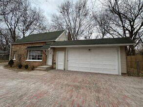 1113 N Fremont Ave in Springfield, MO - Building Photo - Building Photo