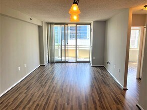 4801 Fairmont Ave in Bethesda, MD - Building Photo - Building Photo