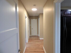 725 9th Ave S in Birmingham, AL - Foto de edificio - Building Photo