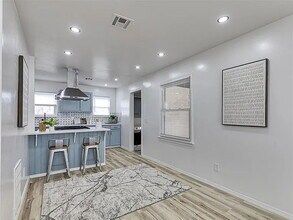 1208 Jet Dr in Midwest City, OK - Building Photo - Building Photo