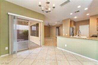 2621 Le Pontet Terrace in Henderson, NV - Foto de edificio - Building Photo