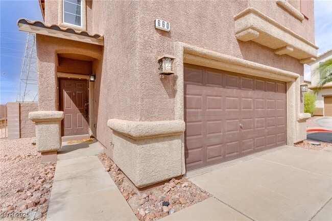 property at 660 Jumbled Sage Ct