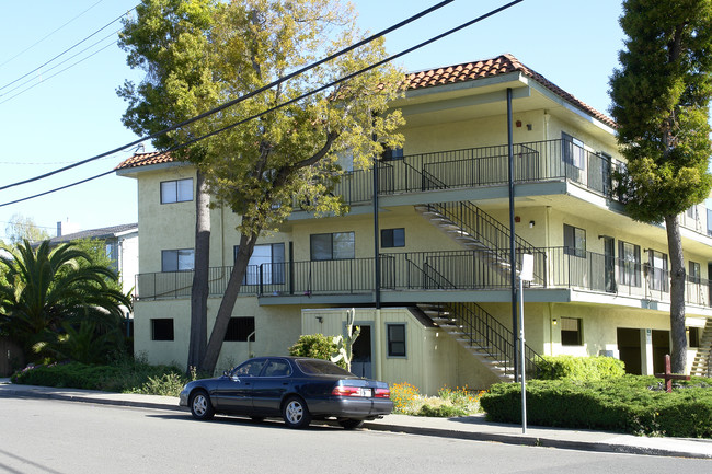 57 Berkshire Ave in Redwood City, CA - Building Photo - Building Photo