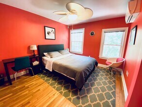 14 Bradbury St, Unit 1 in Boston, MA - Building Photo - Building Photo