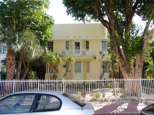 1335 Pennsylvania Ave-Unit -2 in Miami Beach, FL - Foto de edificio - Building Photo