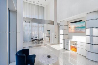 16901 Collins Ave, Unit 902 in Sunny Isles Beach, FL - Building Photo - Building Photo