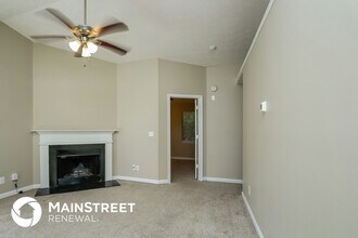 8057 Fieldstream Way in Douglasville, GA - Building Photo - Building Photo