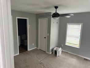 714 Crim Ave in Kilgore, TX - Foto de edificio - Building Photo