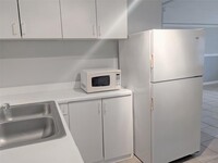 4110 Michaux St photo'