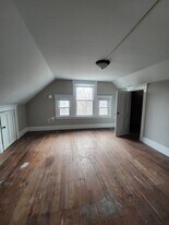 338 Sherman Ave, Unit 3