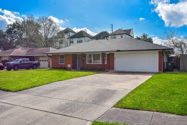 property at 4125 Lymbar Dr