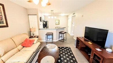 850 S Tamiami Trl in Sarasota, FL - Building Photo - Building Photo