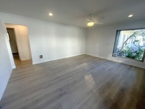 519 Stratford Ct in Del Mar, CA - Building Photo - Building Photo