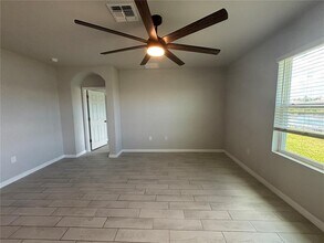 20493 Camino Torcido Lp in North Fort Myers, FL - Building Photo - Building Photo
