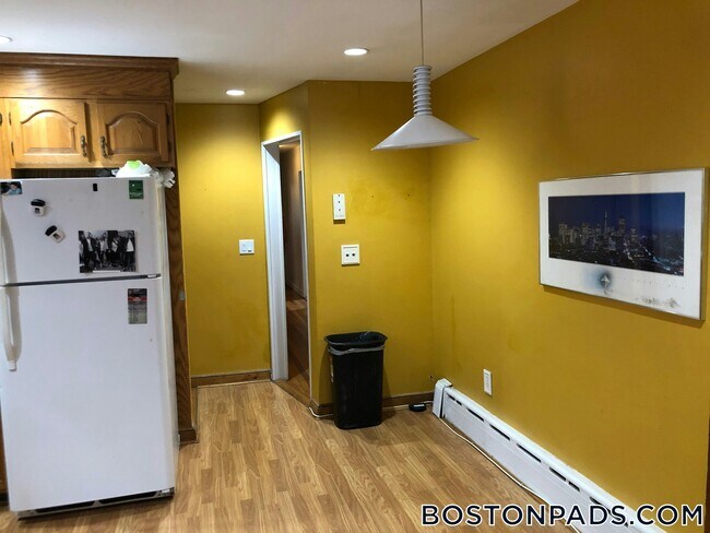 338 K St