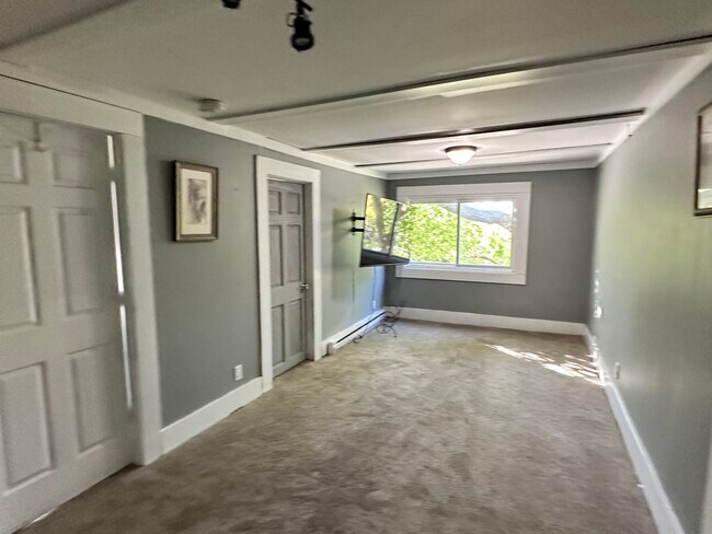 1388 Furness Pky, Unit Furness Paradise in St. Paul, MN - Building Photo - Building Photo