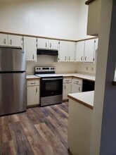 The Estates II Apartments in Broadview Heights, OH - Building Photo - Building Photo