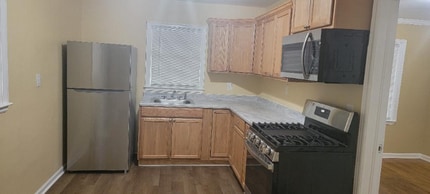 1736 Brewer Blvd SW in Atlanta, GA - Foto de edificio - Building Photo