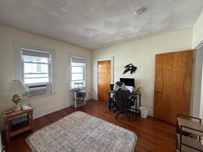 59 Victoria St, Unit 2 in Somerville, MA - Building Photo - Building Photo