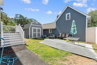 8 York St in Milford, CT - Building Photo - Building Photo