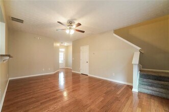 744 Mountain Laurel Dr in Canton, GA - Building Photo - Building Photo