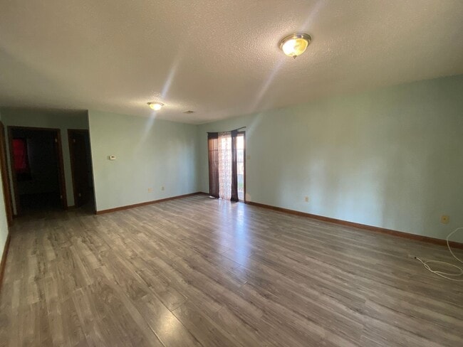 710 Meadowbrook St in Jonesboro, AR - Building Photo - Building Photo