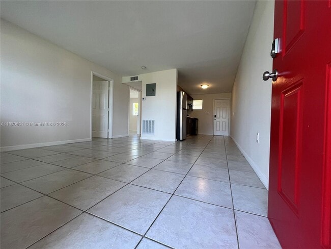 1610 N 25th St in Fort Pierce, FL - Building Photo - Building Photo