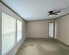195 Rd 5255 in Cleveland, TX - Building Photo - Building Photo