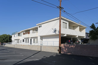 1520 Butler Ave in Los Angeles, CA - Building Photo - Building Photo