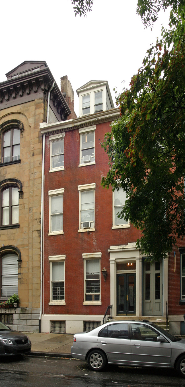 1126 Spruce in Philadelphia, PA - Building Photo - Building Photo