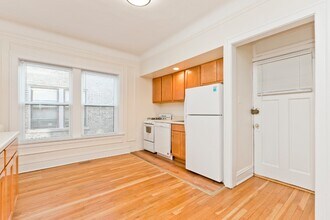 735 Hinman Ave in Evanston, IL - Building Photo - Building Photo