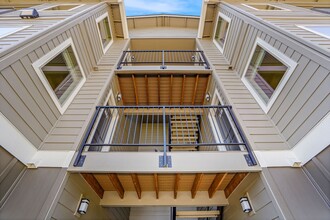 Spring Woods Apartments in Salem, OR - Foto de edificio - Building Photo