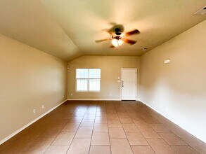 4106 Cambridge Dr in Killeen, TX - Building Photo - Building Photo