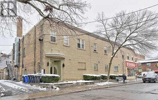 21 Castle Knock Rd in Toronto, ON - Building Photo