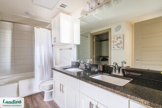 300 Enclave Dr, Unit 3114 in Conroe, TX - Building Photo - Building Photo