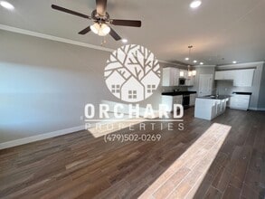 2001 E Brookview Dr in Siloam Springs, AR - Building Photo - Building Photo