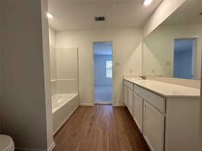 9603 Fulvetta Briar Ct in Baytown, TX - Building Photo - Building Photo