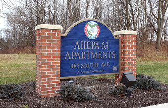 AHEPA 63 in Tallmadge, OH - Foto de edificio - Building Photo