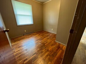911 Alagna Dr in Champaign, IL - Building Photo - Building Photo