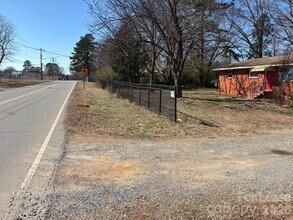 1103 Auten Rd in Charlotte, NC - Building Photo - Building Photo
