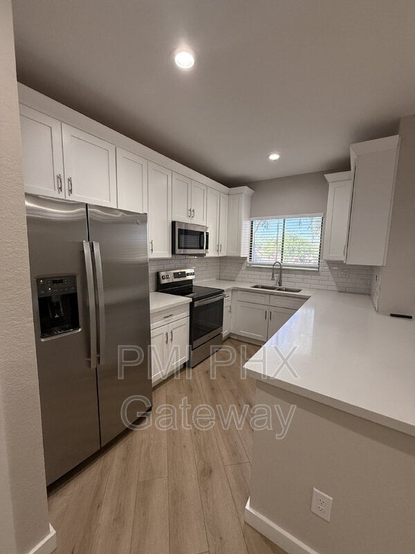 property at 1287 N Alma School Rd