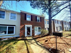 9411 Poppy Ct in Richmond, VA - Building Photo
