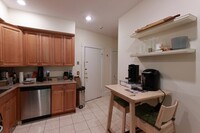 35 Westbourne Ter, Unit 2 in Brookline, MA - Building Photo - Building Photo